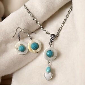 Elegant Silver and Turquoise Jewelry Set